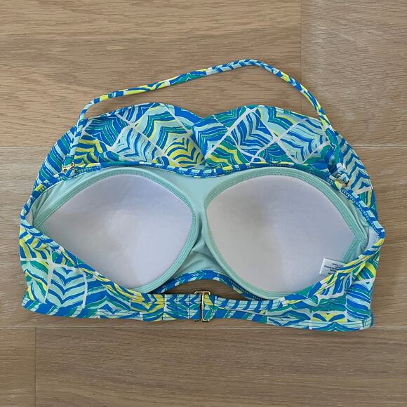 Vineyard Vines Geo Whale Tail Ruffle Bikini Top - Picture 2 of 5